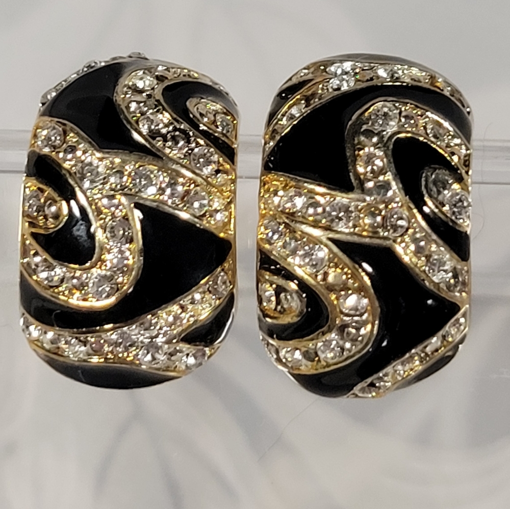 Vtg clip-on earrings rhinestones and black enamel